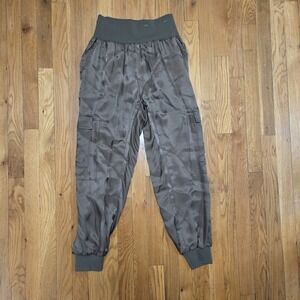 Cinq a Sept Womens Giles Satin Cargo Big City Jogger Pants Army Green Medium